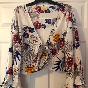 [Forever 21] butterfly sleeve top